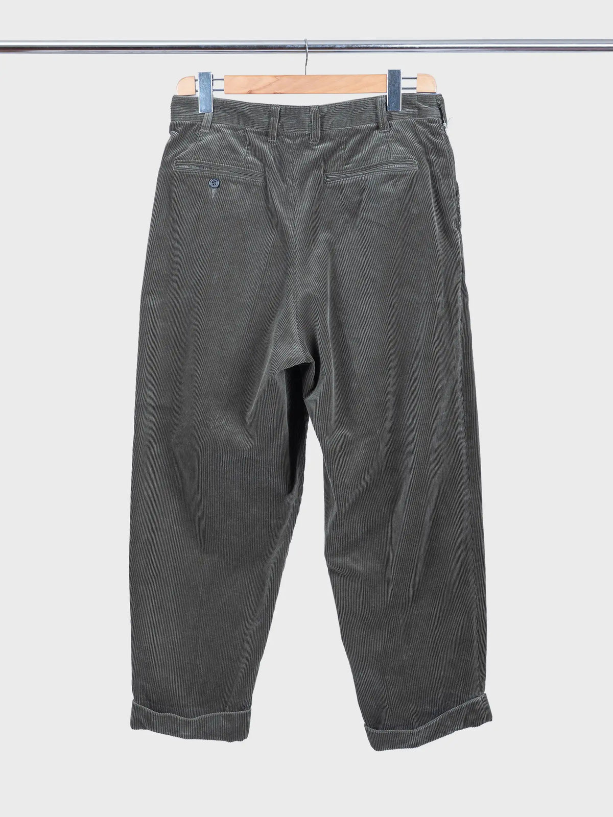 2 pleats Corduroy Dark Green