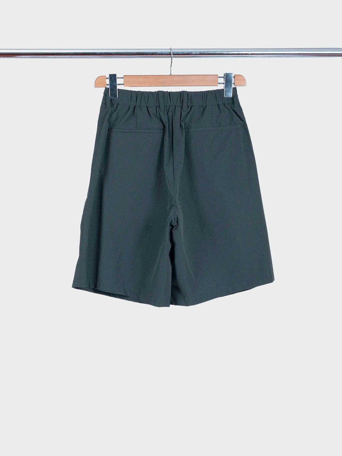 Benn Travel Light Shorts Black Olive